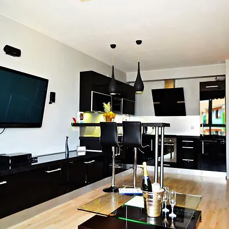 アパート Apartamenty Szczecin *